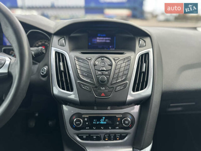 Коричневий Форд Фокус, об'ємом двигуна 1.6 л та пробігом 213 тис. км за 9150 $, фото 27 на Automoto.ua