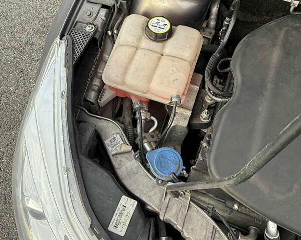 Коричневий Форд Фокус, об'ємом двигуна 1.56 л та пробігом 215 тис. км за 8700 $, фото 39 на Automoto.ua