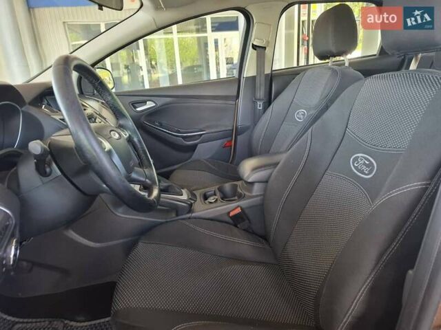 Коричневый Форд Фокус, объемом двигателя 1 л и пробегом 247 тыс. км за 6900 $, фото 15 на Automoto.ua