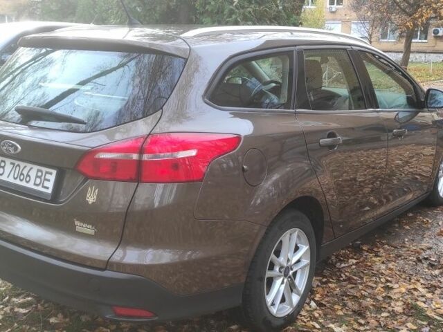 Коричневый Форд Фокус, объемом двигателя 1 л и пробегом 115 тыс. км за 8000 $, фото 3 на Automoto.ua