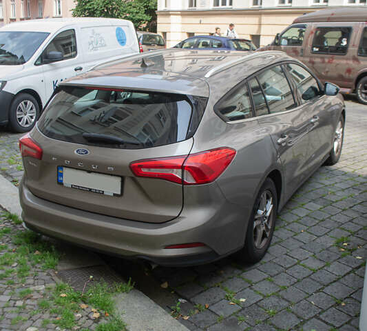 Коричневый Форд Фокус, объемом двигателя 1.5 л и пробегом 107 тыс. км за 15934 $, фото 5 на Automoto.ua