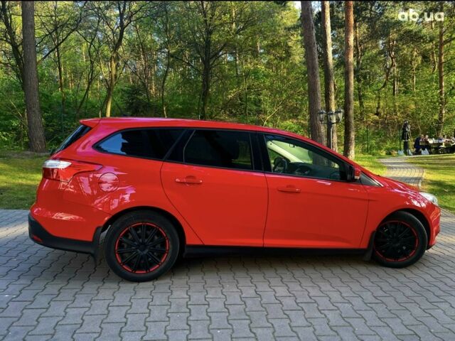 Форд Фокус 2014 у Києві на Automoto.ua Червоний Форд Фокус, об'ємом двигуна 0 л та пробігом 137 тис. км за 6400 $, фото 9 на Automoto.ua
