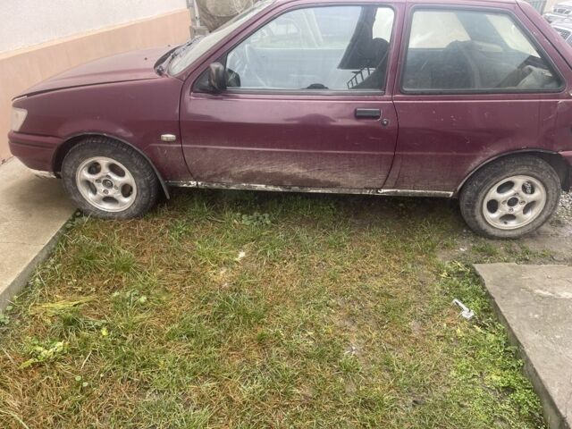 Красный Форд Фокус, объемом двигателя 1.4 л и пробегом 3 тыс. км за 403 $, фото 2 на Automoto.ua