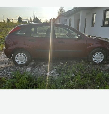 Красный Форд Фокус, объемом двигателя 1.6 л и пробегом 2 тыс. км за 2000 $, фото 1 на Automoto.ua