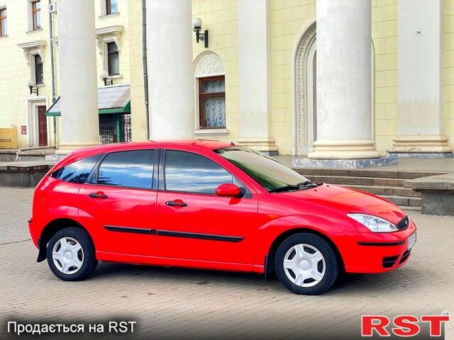 Красный Форд Фокус, объемом двигателя 1.4 л и пробегом 250 тыс. км за 2550 $, фото 1 на Automoto.ua