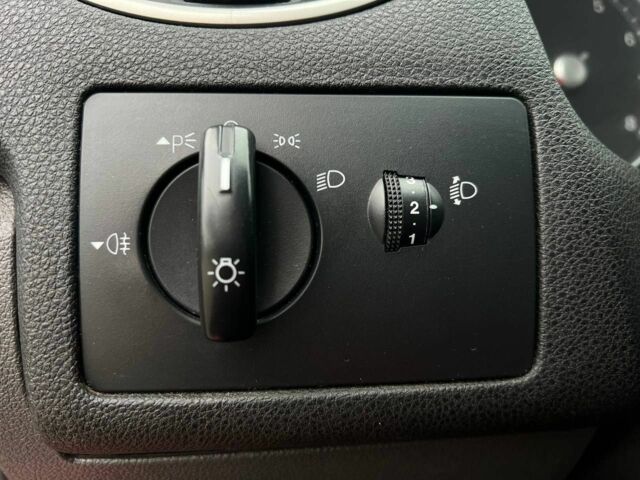 Красный Форд Фокус, объемом двигателя 1.6 л и пробегом 239 тыс. км за 4700 $, фото 14 на Automoto.ua