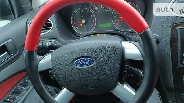 Червоний Форд Фокус, об'ємом двигуна 2 л та пробігом 285 тис. км за 4700 $, фото 4 на Automoto.ua