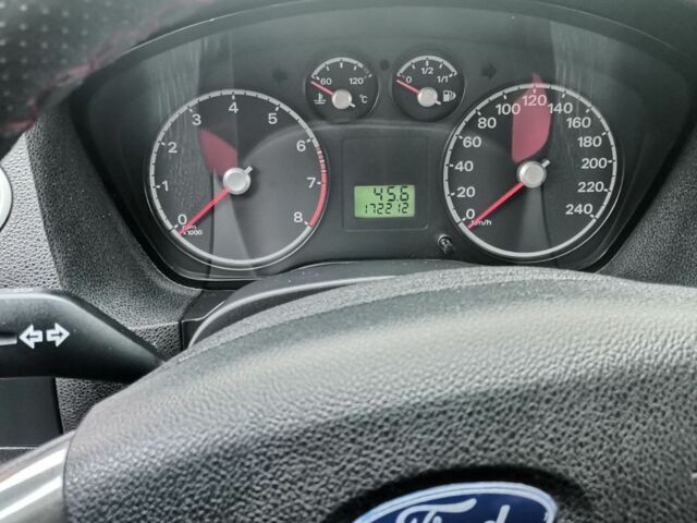 Красный Форд Фокус, объемом двигателя 1.6 л и пробегом 173 тыс. км за 4650 $, фото 19 на Automoto.ua