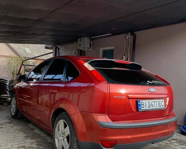 Червоний Форд Фокус, об'ємом двигуна 1.6 л та пробігом 167 тис. км за 4850 $, фото 4 на Automoto.ua