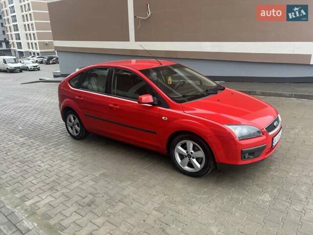 Красный Форд Фокус, объемом двигателя 1.6 л и пробегом 305 тыс. км за 4200 $, фото 15 на Automoto.ua