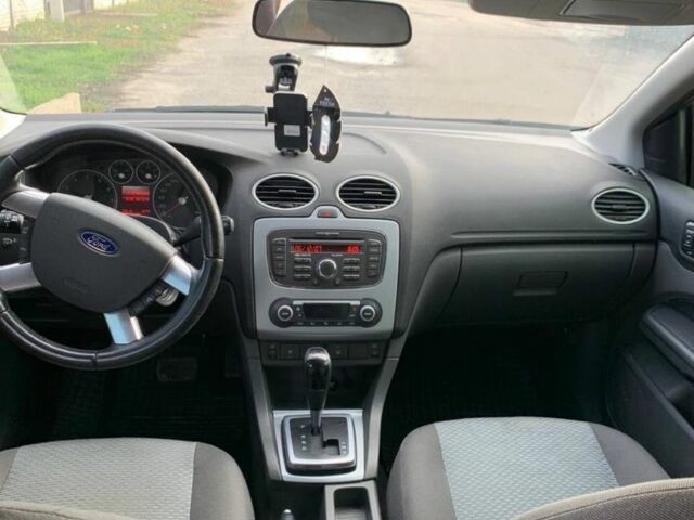 Червоний Форд Фокус, об'ємом двигуна 1.6 л та пробігом 176 тис. км за 4850 $, фото 4 на Automoto.ua