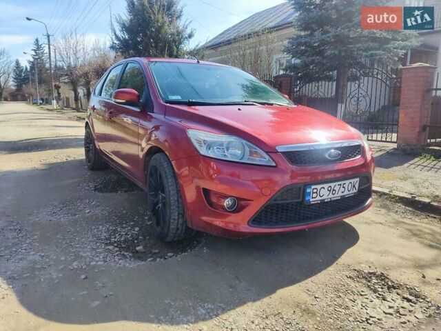 Красный Форд Фокус, объемом двигателя 1.6 л и пробегом 129 тыс. км за 7200 $, фото 15 на Automoto.ua