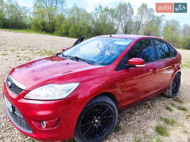 Красный Форд Фокус, объемом двигателя 1.6 л и пробегом 129 тыс. км за 7200 $, фото 9 на Automoto.ua