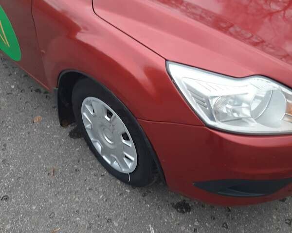 Красный Форд Фокус, объемом двигателя 1.6 л и пробегом 170 тыс. км за 4700 $, фото 14 на Automoto.ua