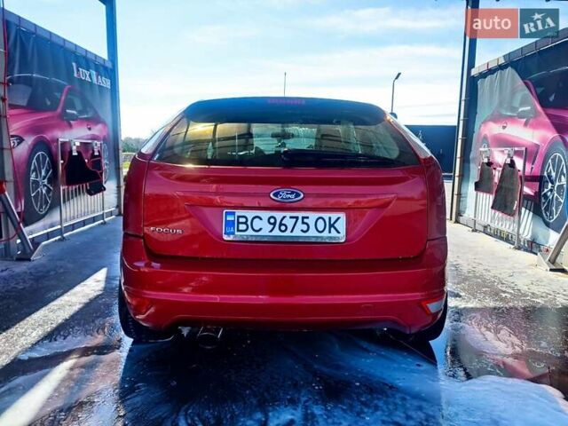 Красный Форд Фокус, объемом двигателя 1.6 л и пробегом 129 тыс. км за 7200 $, фото 53 на Automoto.ua