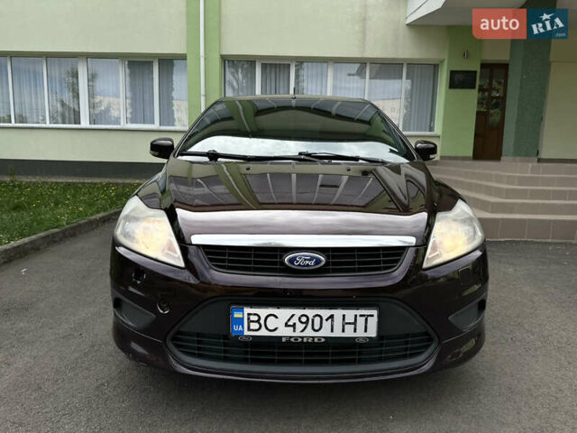 Красный Форд Фокус, объемом двигателя 1.56 л и пробегом 297 тыс. км за 4999 $, фото 7 на Automoto.ua