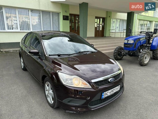 Красный Форд Фокус, объемом двигателя 1.56 л и пробегом 297 тыс. км за 4999 $, фото 13 на Automoto.ua