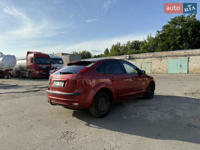 Форд Фокус 2009 в Киеве на Automoto.ua Красный Форд Фокус, объемом двигателя 1.6 л и пробегом 250 тыс. км за 1800 $, фото 5 на Automoto.ua