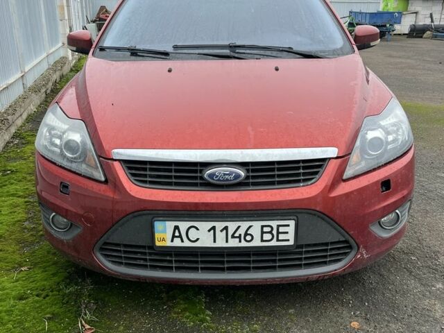 Красный Форд Фокус, объемом двигателя 2 л и пробегом 225 тыс. км за 3000 $, фото 1 на Automoto.ua