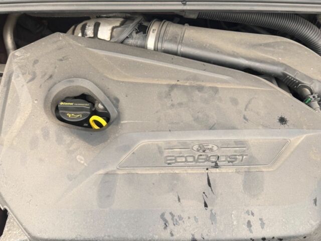 Червоний Форд Фокус, об'ємом двигуна 1.6 л та пробігом 231 тис. км за 6200 $, фото 16 на Automoto.ua