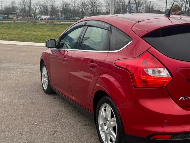 Червоний Форд Фокус, об'ємом двигуна 1.6 л та пробігом 231 тис. км за 6200 $, фото 4 на Automoto.ua