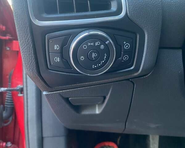 Червоний Форд Фокус, об'ємом двигуна 1.6 л та пробігом 223 тис. км за 7800 $, фото 21 на Automoto.ua