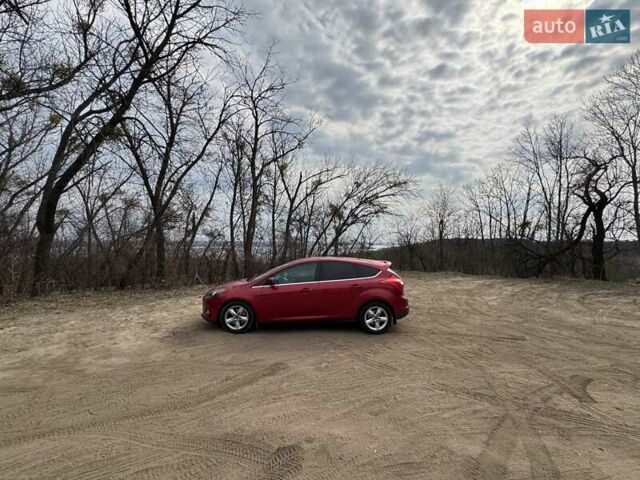 Червоний Форд Фокус, об'ємом двигуна 1.6 л та пробігом 270 тис. км за 10600 $, фото 32 на Automoto.ua