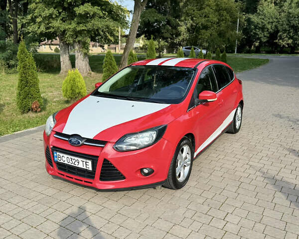 Красный Форд Фокус, объемом двигателя 1.6 л и пробегом 198 тыс. км за 4999 $, фото 1 на Automoto.ua