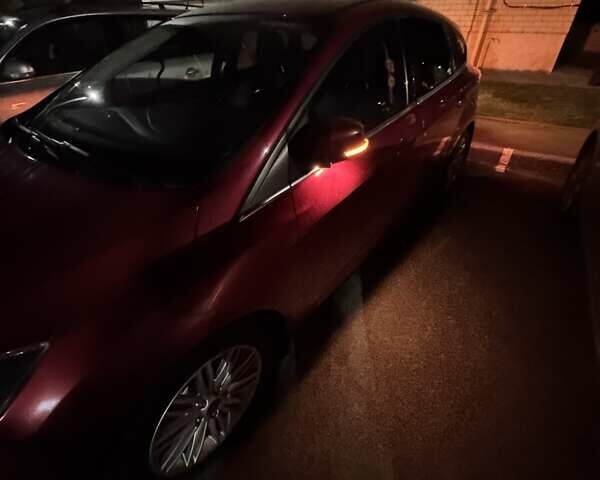 Червоний Форд Фокус, об'ємом двигуна 1.6 л та пробігом 270 тис. км за 10600 $, фото 16 на Automoto.ua