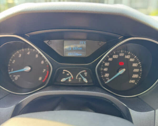 Красный Форд Фокус, объемом двигателя 1.6 л и пробегом 198 тыс. км за 4999 $, фото 23 на Automoto.ua