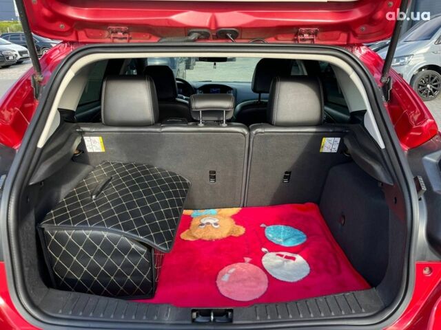 Красный Форд Фокус, объемом двигателя 2 л и пробегом 163 тыс. км за 8590 $, фото 15 на Automoto.ua