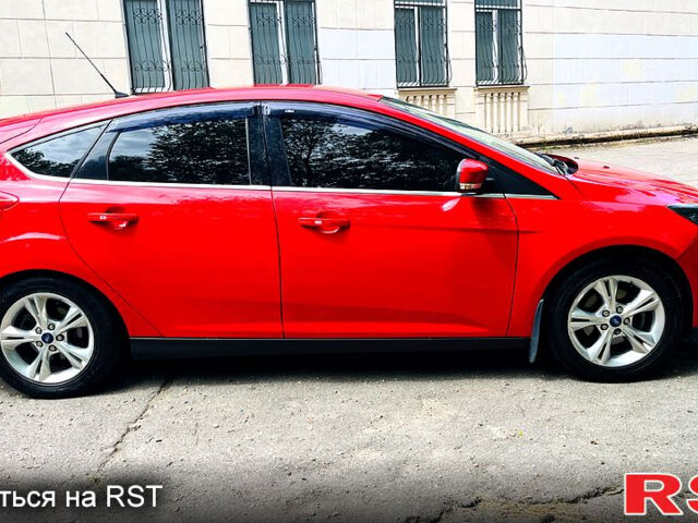 Червоний Форд Фокус, об'ємом двигуна 1.6 л та пробігом 150 тис. км за 7900 $, фото 2 на Automoto.ua