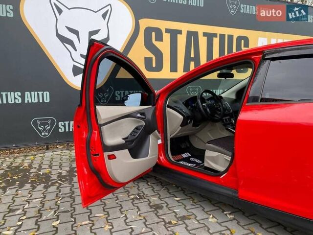 Форд Фокус 2012 у Хмельницькому на Automoto.ua Червоний Форд Фокус, об'ємом двигуна 2 л та пробігом 322 тис. км за 5800 $, фото 9 на Automoto.ua