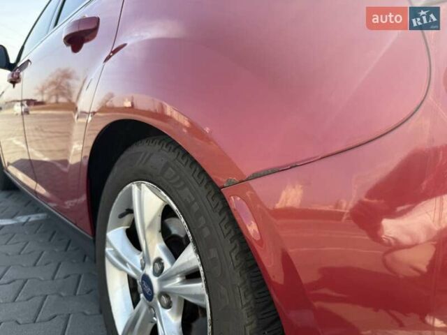 Красный Форд Фокус, объемом двигателя 1.6 л и пробегом 149 тыс. км за 6800 $, фото 6 на Automoto.ua