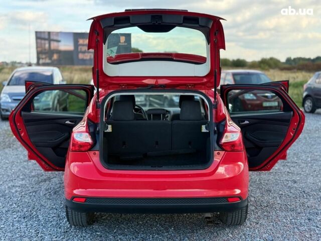 Красный Форд Фокус, объемом двигателя 2 л и пробегом 161 тыс. км за 7990 $, фото 29 на Automoto.ua