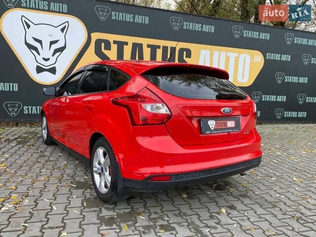 Форд Фокус 2012 у Хмельницькому на Automoto.ua Червоний Форд Фокус, об'ємом двигуна 2 л та пробігом 322 тис. км за 5800 $, фото 4 на Automoto.ua
