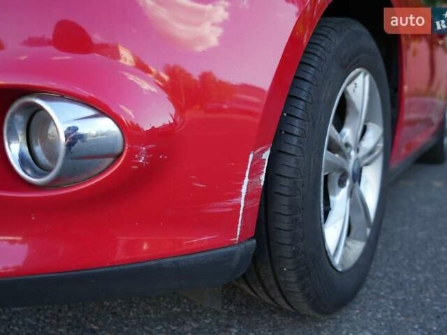 Красный Форд Фокус, объемом двигателя 1.6 л и пробегом 133 тыс. км за 8500 $, фото 29 на Automoto.ua