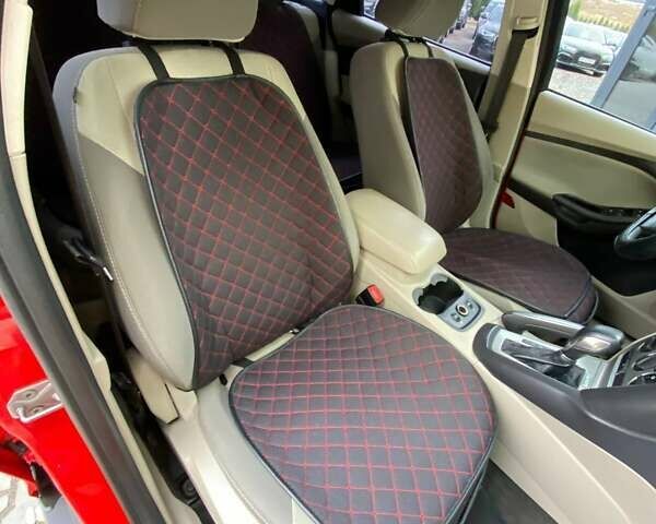 Форд Фокус 2012 у Хмельницькому на Automoto.ua Червоний Форд Фокус, об'ємом двигуна 2 л та пробігом 322 тис. км за 5800 $, фото 31 на Automoto.ua