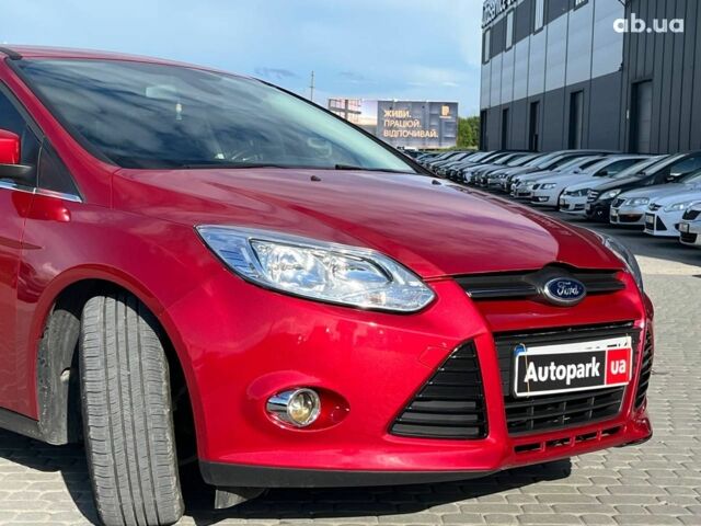 Красный Форд Фокус, объемом двигателя 2 л и пробегом 163 тыс. км за 8590 $, фото 2 на Automoto.ua