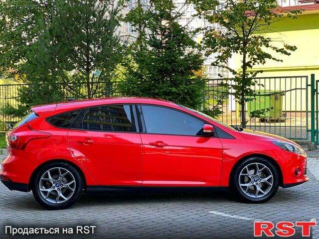 Красный Форд Фокус, объемом двигателя 2 л и пробегом 262 тыс. км за 6499 $, фото 2 на Automoto.ua