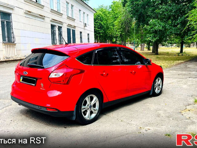 Червоний Форд Фокус, об'ємом двигуна 1.6 л та пробігом 150 тис. км за 7900 $, фото 6 на Automoto.ua