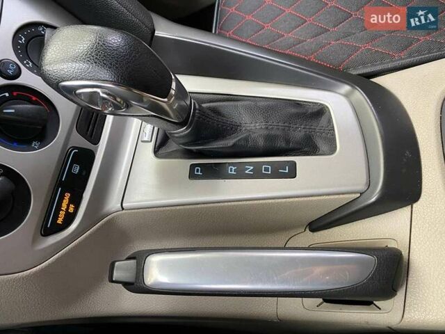 Форд Фокус 2012 у Хмельницькому на Automoto.ua Червоний Форд Фокус, об'ємом двигуна 2 л та пробігом 322 тис. км за 5800 $, фото 23 на Automoto.ua