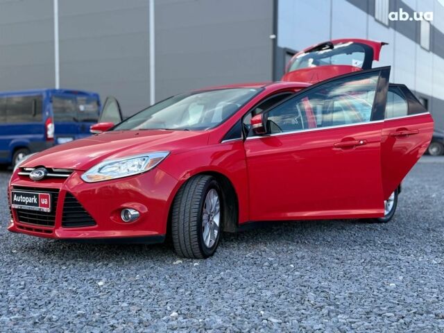 Красный Форд Фокус, объемом двигателя 2 л и пробегом 161 тыс. км за 7990 $, фото 31 на Automoto.ua