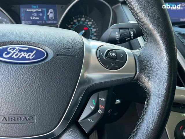 Красный Форд Фокус, объемом двигателя 2 л и пробегом 163 тыс. км за 8590 $, фото 22 на Automoto.ua