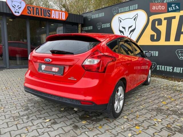 Форд Фокус 2012 у Хмельницькому на Automoto.ua Червоний Форд Фокус, об'ємом двигуна 2 л та пробігом 322 тис. км за 5800 $, фото 6 на Automoto.ua