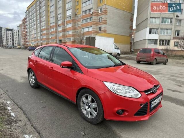 Красный Форд Фокус, объемом двигателя 1.6 л и пробегом 223 тыс. км за 6300 $, фото 3 на Automoto.ua