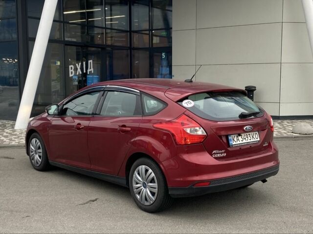 Червоний Форд Фокус, об'ємом двигуна 2 л та пробігом 232 тис. км за 5950 $, фото 7 на Automoto.ua