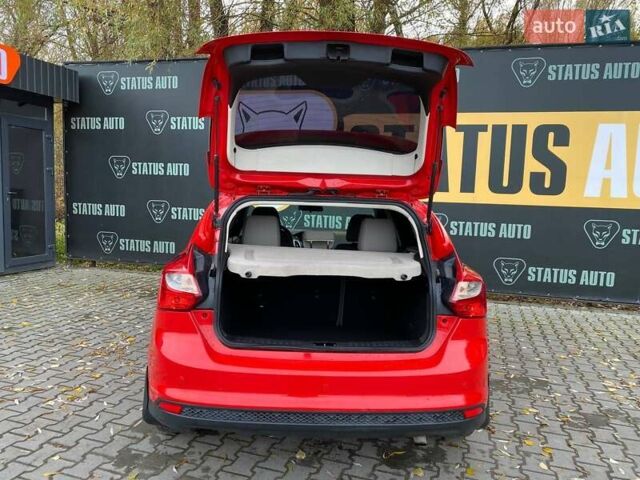 Форд Фокус 2012 у Хмельницькому на Automoto.ua Червоний Форд Фокус, об'ємом двигуна 2 л та пробігом 322 тис. км за 5800 $, фото 7 на Automoto.ua