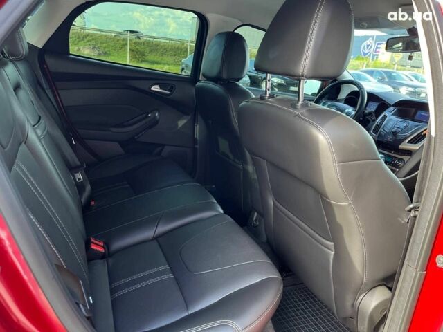 Красный Форд Фокус, объемом двигателя 2 л и пробегом 163 тыс. км за 8590 $, фото 14 на Automoto.ua