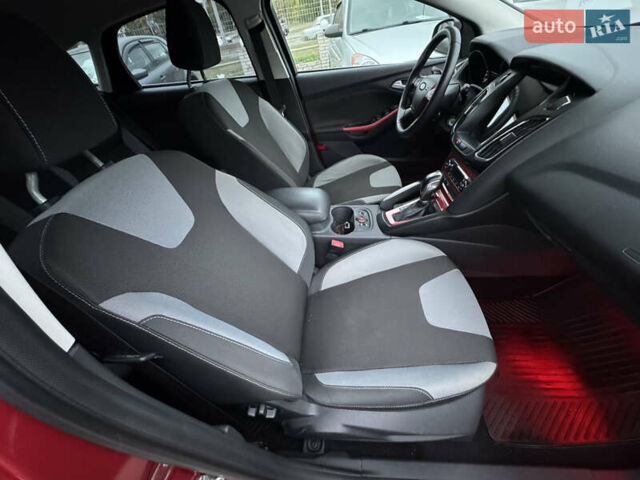 Красный Форд Фокус, объемом двигателя 1.6 л и пробегом 150 тыс. км за 7999 $, фото 22 на Automoto.ua